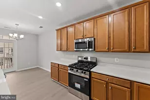 2370 Merseyside Dr, Woodbridge, VA 22191 - Photo 29