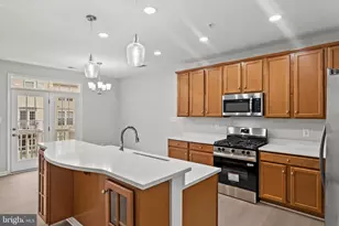 2370 Merseyside Dr, Woodbridge, VA 22191 - Photo 27
