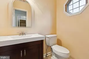 2802 Noble Fir Ct, Woodbridge, VA 22192 - Photo 17