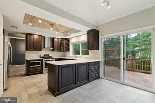 2802 Noble Fir Ct, Woodbridge, VA 22192 - Photo 13