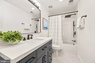 9045 Brewer Creek Pl, Manassas, VA 20109 - Photo 23