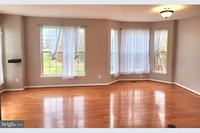 15377 Elizabeth Burbage Loop, Woodbridge, VA 22191 - Photo 3