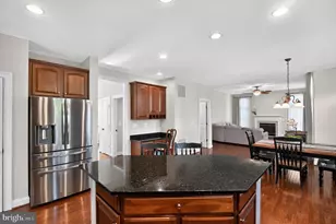 5434 Sherman Oaks Ct, Haymarket, VA 20169 - Photo 7
