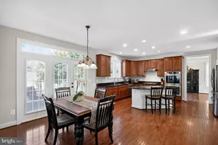 5434 Sherman Oaks Ct, Haymarket, VA 20169 - Photo 5