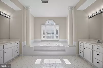 5434 Sherman Oaks Court, Haymarket, VA 20169 - Photo 19