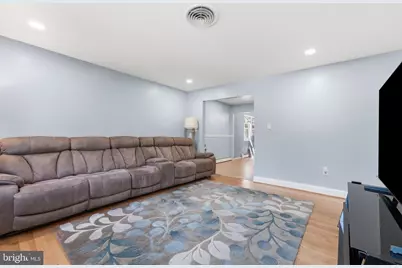 2208 Emporia Street, Woodbridge, VA 22191 - Photo 5