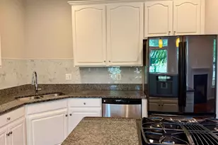 15519 Exmore Ct, Woodbridge, VA 22191 - Photo 5