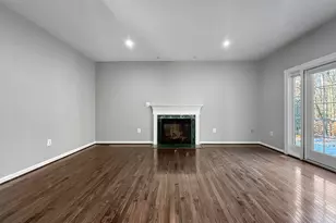 214 W Locust St, Occoquan, VA 22125 - Photo 15