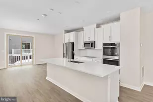 13660 Cobble Loop, Woodbridge, VA 22193 - Photo 3