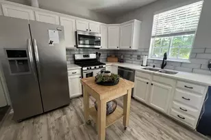 14879 Buttonwood Ct, Woodbridge, VA 22193 - Photo 11