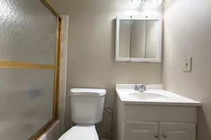 8854 Cherry Oak Ct, Manassas, VA 20109 - Photo 13
