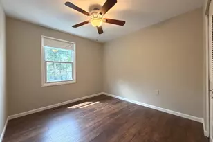 8854 Cherry Oak Ct, Manassas, VA 20109 - Photo 11
