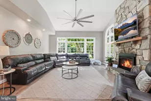 13910 Shelter Manor Dr, Haymarket, VA 20169 - Photo 21