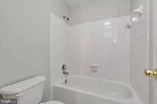 15063 Cherrydale Dr, Woodbridge, VA 22193 - Photo 27