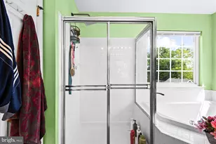 13408 Vista Forest Dr, Woodbridge, VA 22192 - Photo 23