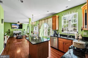 13408 Vista Forest Dr, Woodbridge, VA 22192 - Photo 9