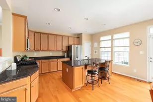 2271 Merseyside Dr, Woodbridge, VA 22191 - Photo 11