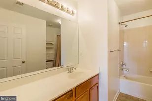 16397 Topsail Ln, Woodbridge, VA 22191 - Photo 19
