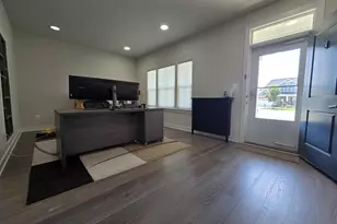 7550 Mint Springs Ct, Manassas, VA 20109 - Photo 3