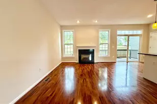 15519 Exmore Ct, Woodbridge, VA 22191 - Photo 7
