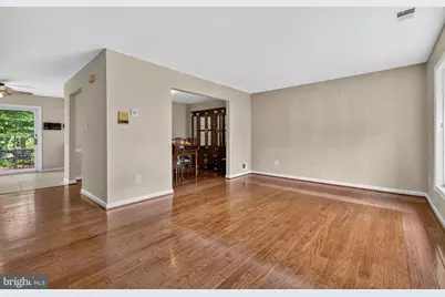 15786 Crocus Lane, Dumfries, VA 22025 - Photo 13
