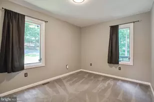 1619 Summit Dr, Haymarket, VA 20169 - Photo 23