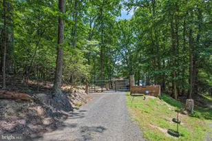 1619 Summit Dr, Haymarket, VA 20169 - Photo 37