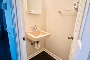 2909 Wetherburn Ct, Woodbridge, VA 22191 - Photo 11