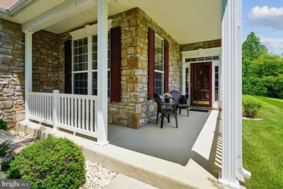 17021 Four Seasons Drive, Dumfries, VA 22025 - Photo 19