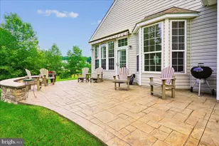 17021 Four Seasons Dr, Dumfries, VA 22025 - Photo 5