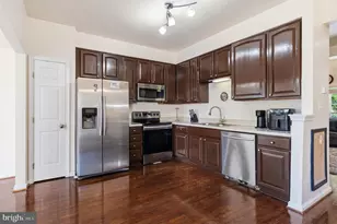 15129 Gaffney Cir, Gainesville, VA 20155 - Photo 9