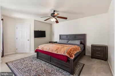 15129 Gaffney Circle, Gainesville, VA 20155 - Photo 21