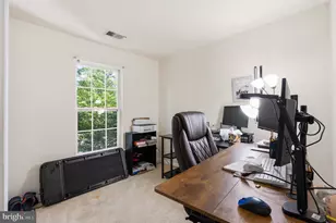 15129 Gaffney Cir, Gainesville, VA 20155 - Photo 17