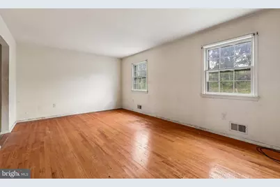 14447 Village Drive, Woodbridge, VA 22191 - Photo 13