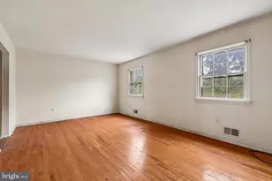 14447 Village Dr, Woodbridge, VA 22191 - Photo 13