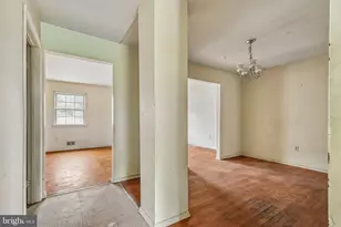 14447 Village Dr, Woodbridge, VA 22191 - Photo 5