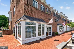 810 Belmont Bay Dr, Woodbridge, VA 22191 - Photo 19