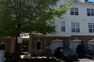 6811 Hampton Bay Ln, Gainesville, VA 20155 - Photo 5