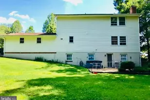 16052 Simon Kenton Rd, Haymarket, VA 20169 - Photo 19