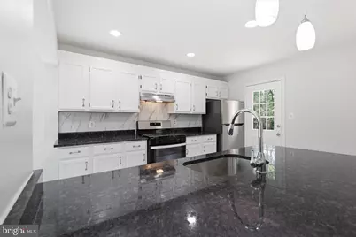 1921 Winslow Court, Woodbridge, VA 22191 - Photo 9