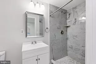 1921 Winslow Ct, Woodbridge, VA 22191 - Photo 15