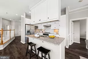 810 Belmont Bay Dr, Woodbridge, VA 22191 - Photo 13