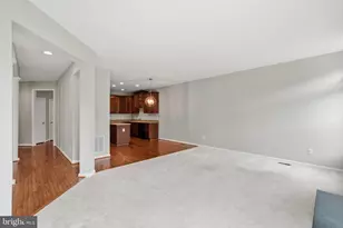 6008 Preswell Ct, Gainesville, VA 20155 - Photo 5