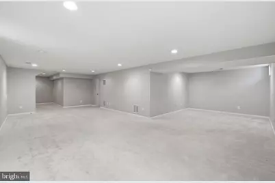 6008 Preswell Court, Gainesville, VA 20155 - Photo 17