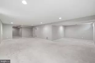 6008 Preswell Ct, Gainesville, VA 20155 - Photo 17
