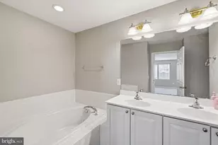 6008 Preswell Ct, Gainesville, VA 20155 - Photo 23