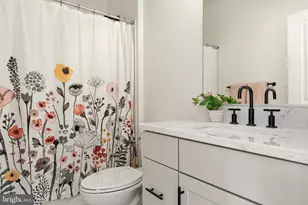 6746 Upland Mnr Dr, Gainesville, VA 20155 - Photo 37