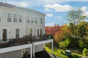 6746 Upland Mnr Dr, Gainesville, VA 20155 - Photo 17