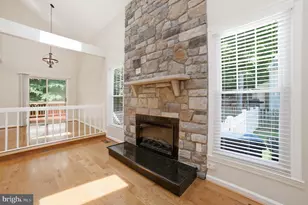 15232 Larkspur Ln, Dumfries, VA 22025 - Photo 5