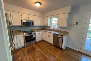 12638 Monarch Ct, Woodbridge, VA 22192 - Photo 5
